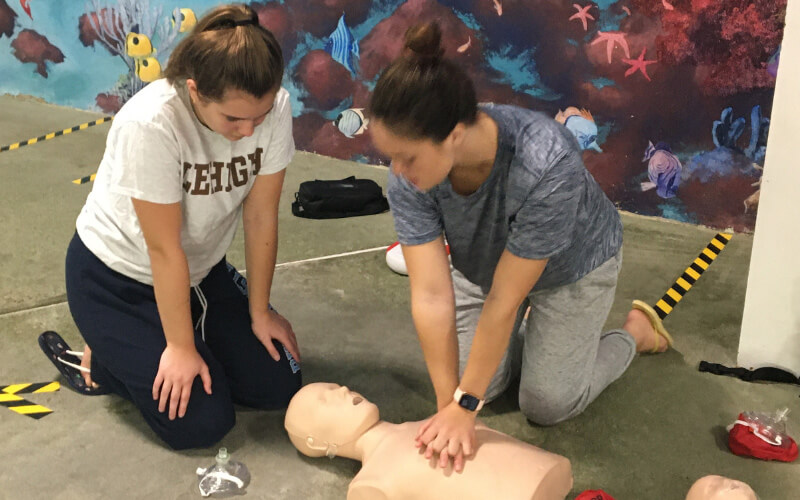 CPR-Training Class at Njswim